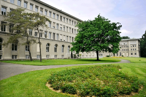 Sige de l'OMC  Genve, http://www.tdg.ch/geneve/actu/parking-omc-recours-ville-abusif-mark-mueller-2010-06-03